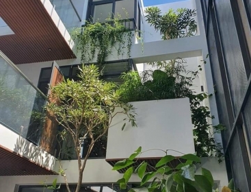 NHÀ XÂY 4 TẦNG 